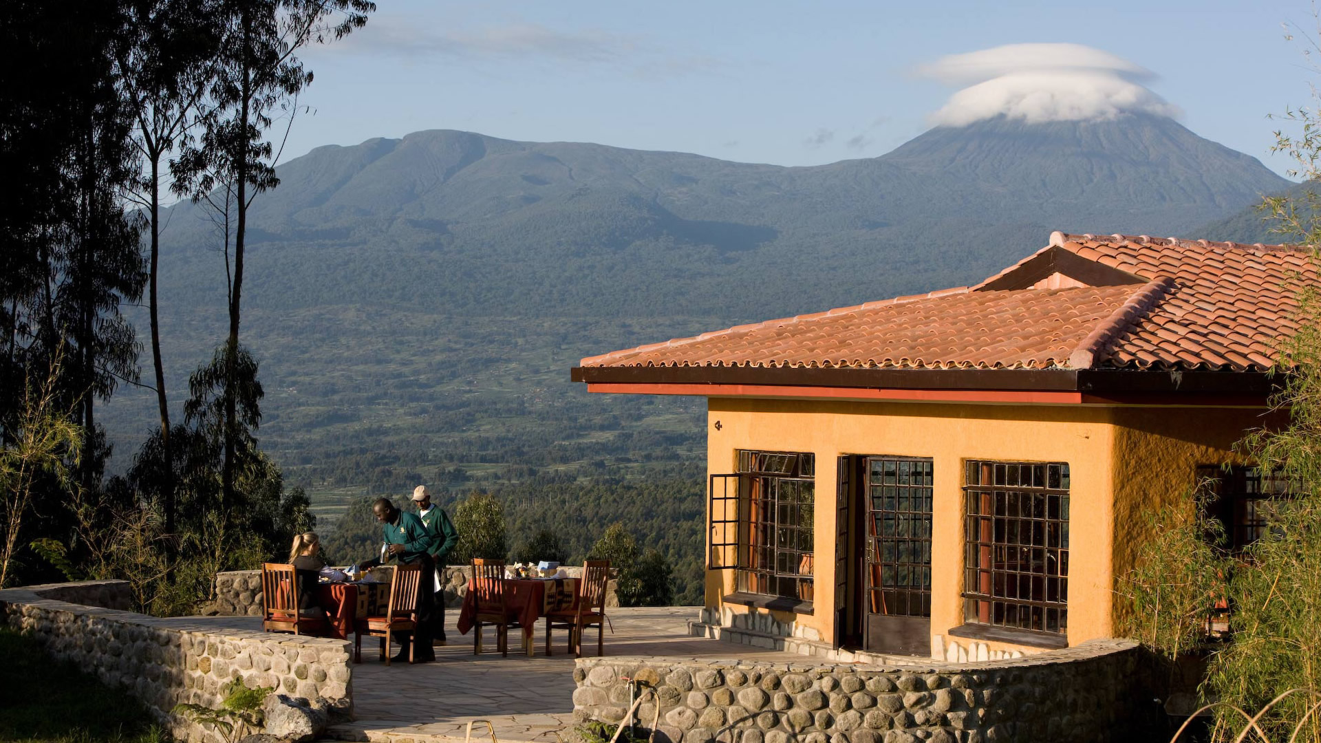 sabyinyo silverback lodge