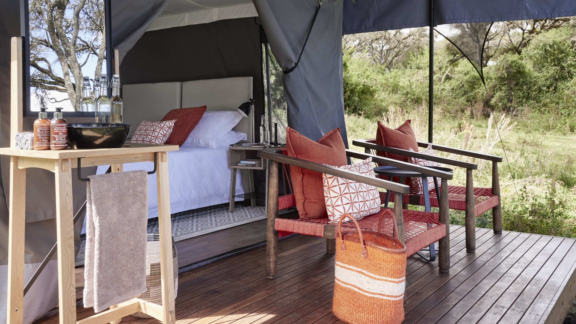 sanctuary ngorongoro crater camp